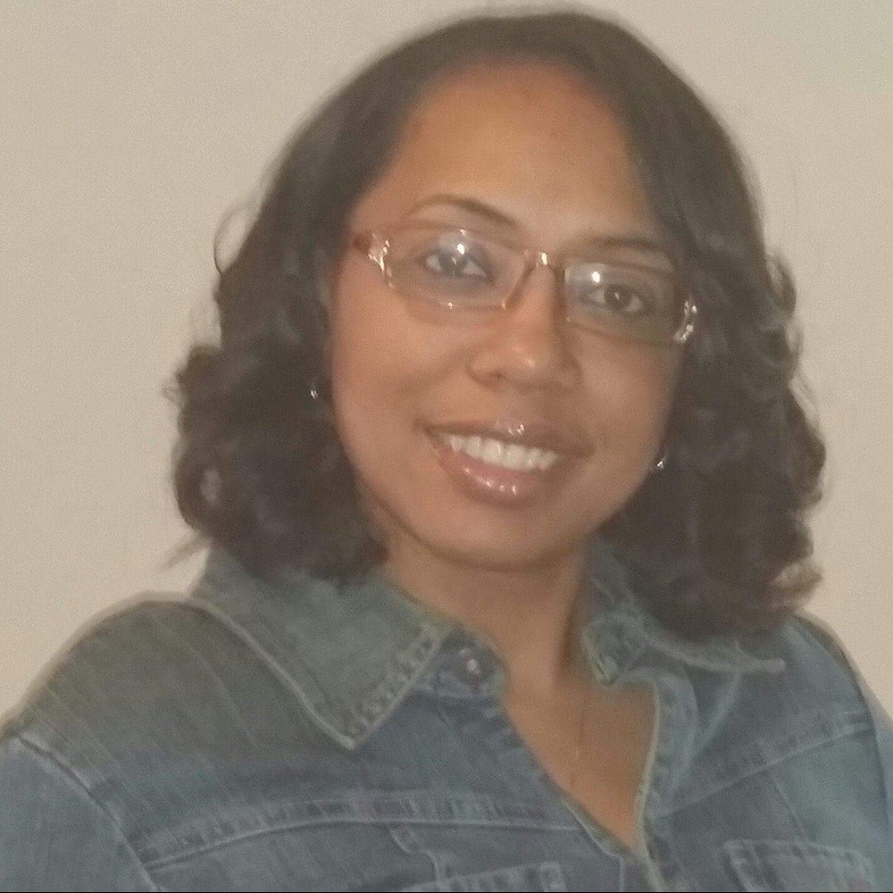 Meet your Posher, Courtney